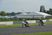 Mallory-park-Leicestershire;Mallory-park-photographs;Motorcycle-action-photographs;classic-bikes;event-digital-images;eventdigitalimages;mallory-park;no-limits-trackday;peter-wileman-photography;vintage-bikes;vintage-motorcycles;vmcc-festival-1000-bikes