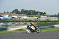 Mallory-park-Leicestershire;Mallory-park-photographs;Motorcycle-action-photographs;classic-bikes;event-digital-images;eventdigitalimages;mallory-park;no-limits-trackday;peter-wileman-photography;vintage-bikes;vintage-motorcycles;vmcc-festival-1000-bikes