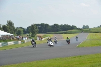 Mallory-park-Leicestershire;Mallory-park-photographs;Motorcycle-action-photographs;classic-bikes;event-digital-images;eventdigitalimages;mallory-park;no-limits-trackday;peter-wileman-photography;vintage-bikes;vintage-motorcycles;vmcc-festival-1000-bikes