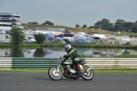 Mallory-park-Leicestershire;Mallory-park-photographs;Motorcycle-action-photographs;classic-bikes;event-digital-images;eventdigitalimages;mallory-park;no-limits-trackday;peter-wileman-photography;vintage-bikes;vintage-motorcycles;vmcc-festival-1000-bikes