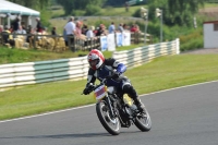 Mallory-park-Leicestershire;Mallory-park-photographs;Motorcycle-action-photographs;classic-bikes;event-digital-images;eventdigitalimages;mallory-park;no-limits-trackday;peter-wileman-photography;vintage-bikes;vintage-motorcycles;vmcc-festival-1000-bikes