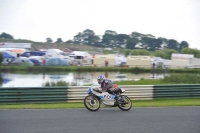 Mallory-park-Leicestershire;Mallory-park-photographs;Motorcycle-action-photographs;classic-bikes;event-digital-images;eventdigitalimages;mallory-park;no-limits-trackday;peter-wileman-photography;vintage-bikes;vintage-motorcycles;vmcc-festival-1000-bikes