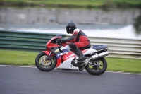 Mallory-park-Leicestershire;Mallory-park-photographs;Motorcycle-action-photographs;classic-bikes;event-digital-images;eventdigitalimages;mallory-park;no-limits-trackday;peter-wileman-photography;vintage-bikes;vintage-motorcycles;vmcc-festival-1000-bikes