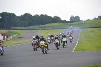 Mallory-park-Leicestershire;Mallory-park-photographs;Motorcycle-action-photographs;classic-bikes;event-digital-images;eventdigitalimages;mallory-park;no-limits-trackday;peter-wileman-photography;vintage-bikes;vintage-motorcycles;vmcc-festival-1000-bikes