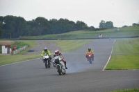 Mallory-park-Leicestershire;Mallory-park-photographs;Motorcycle-action-photographs;classic-bikes;event-digital-images;eventdigitalimages;mallory-park;no-limits-trackday;peter-wileman-photography;vintage-bikes;vintage-motorcycles;vmcc-festival-1000-bikes