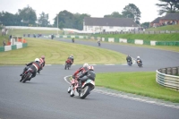 Mallory-park-Leicestershire;Mallory-park-photographs;Motorcycle-action-photographs;classic-bikes;event-digital-images;eventdigitalimages;mallory-park;no-limits-trackday;peter-wileman-photography;vintage-bikes;vintage-motorcycles;vmcc-festival-1000-bikes