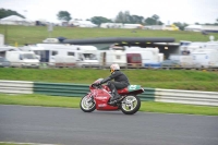 Mallory-park-Leicestershire;Mallory-park-photographs;Motorcycle-action-photographs;classic-bikes;event-digital-images;eventdigitalimages;mallory-park;no-limits-trackday;peter-wileman-photography;vintage-bikes;vintage-motorcycles;vmcc-festival-1000-bikes