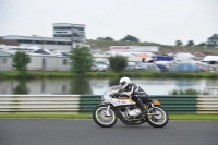 Mallory-park-Leicestershire;Mallory-park-photographs;Motorcycle-action-photographs;classic-bikes;event-digital-images;eventdigitalimages;mallory-park;no-limits-trackday;peter-wileman-photography;vintage-bikes;vintage-motorcycles;vmcc-festival-1000-bikes