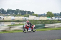 Mallory-park-Leicestershire;Mallory-park-photographs;Motorcycle-action-photographs;classic-bikes;event-digital-images;eventdigitalimages;mallory-park;no-limits-trackday;peter-wileman-photography;vintage-bikes;vintage-motorcycles;vmcc-festival-1000-bikes