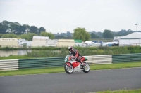 Mallory-park-Leicestershire;Mallory-park-photographs;Motorcycle-action-photographs;classic-bikes;event-digital-images;eventdigitalimages;mallory-park;no-limits-trackday;peter-wileman-photography;vintage-bikes;vintage-motorcycles;vmcc-festival-1000-bikes