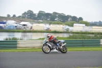 Mallory-park-Leicestershire;Mallory-park-photographs;Motorcycle-action-photographs;classic-bikes;event-digital-images;eventdigitalimages;mallory-park;no-limits-trackday;peter-wileman-photography;vintage-bikes;vintage-motorcycles;vmcc-festival-1000-bikes