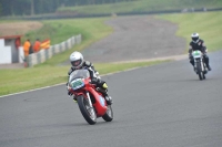 Mallory-park-Leicestershire;Mallory-park-photographs;Motorcycle-action-photographs;classic-bikes;event-digital-images;eventdigitalimages;mallory-park;no-limits-trackday;peter-wileman-photography;vintage-bikes;vintage-motorcycles;vmcc-festival-1000-bikes