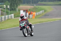 Mallory-park-Leicestershire;Mallory-park-photographs;Motorcycle-action-photographs;classic-bikes;event-digital-images;eventdigitalimages;mallory-park;no-limits-trackday;peter-wileman-photography;vintage-bikes;vintage-motorcycles;vmcc-festival-1000-bikes
