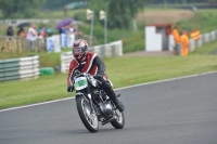 Mallory-park-Leicestershire;Mallory-park-photographs;Motorcycle-action-photographs;classic-bikes;event-digital-images;eventdigitalimages;mallory-park;no-limits-trackday;peter-wileman-photography;vintage-bikes;vintage-motorcycles;vmcc-festival-1000-bikes