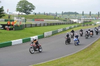 Mallory-park-Leicestershire;Mallory-park-photographs;Motorcycle-action-photographs;classic-bikes;event-digital-images;eventdigitalimages;mallory-park;no-limits-trackday;peter-wileman-photography;vintage-bikes;vintage-motorcycles;vmcc-festival-1000-bikes