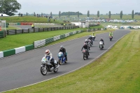 Mallory-park-Leicestershire;Mallory-park-photographs;Motorcycle-action-photographs;classic-bikes;event-digital-images;eventdigitalimages;mallory-park;no-limits-trackday;peter-wileman-photography;vintage-bikes;vintage-motorcycles;vmcc-festival-1000-bikes