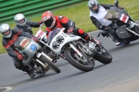 Mallory-park-Leicestershire;Mallory-park-photographs;Motorcycle-action-photographs;classic-bikes;event-digital-images;eventdigitalimages;mallory-park;no-limits-trackday;peter-wileman-photography;vintage-bikes;vintage-motorcycles;vmcc-festival-1000-bikes