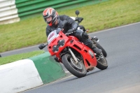 Mallory-park-Leicestershire;Mallory-park-photographs;Motorcycle-action-photographs;classic-bikes;event-digital-images;eventdigitalimages;mallory-park;no-limits-trackday;peter-wileman-photography;vintage-bikes;vintage-motorcycles;vmcc-festival-1000-bikes