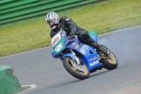 Mallory-park-Leicestershire;Mallory-park-photographs;Motorcycle-action-photographs;classic-bikes;event-digital-images;eventdigitalimages;mallory-park;no-limits-trackday;peter-wileman-photography;vintage-bikes;vintage-motorcycles;vmcc-festival-1000-bikes