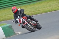 Mallory-park-Leicestershire;Mallory-park-photographs;Motorcycle-action-photographs;classic-bikes;event-digital-images;eventdigitalimages;mallory-park;no-limits-trackday;peter-wileman-photography;vintage-bikes;vintage-motorcycles;vmcc-festival-1000-bikes