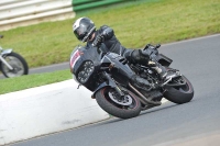 Mallory-park-Leicestershire;Mallory-park-photographs;Motorcycle-action-photographs;classic-bikes;event-digital-images;eventdigitalimages;mallory-park;no-limits-trackday;peter-wileman-photography;vintage-bikes;vintage-motorcycles;vmcc-festival-1000-bikes