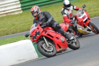 Mallory-park-Leicestershire;Mallory-park-photographs;Motorcycle-action-photographs;classic-bikes;event-digital-images;eventdigitalimages;mallory-park;no-limits-trackday;peter-wileman-photography;vintage-bikes;vintage-motorcycles;vmcc-festival-1000-bikes