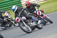 Mallory-park-Leicestershire;Mallory-park-photographs;Motorcycle-action-photographs;classic-bikes;event-digital-images;eventdigitalimages;mallory-park;no-limits-trackday;peter-wileman-photography;vintage-bikes;vintage-motorcycles;vmcc-festival-1000-bikes
