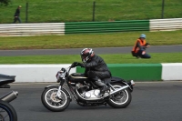Mallory-park-Leicestershire;Mallory-park-photographs;Motorcycle-action-photographs;classic-bikes;event-digital-images;eventdigitalimages;mallory-park;no-limits-trackday;peter-wileman-photography;vintage-bikes;vintage-motorcycles;vmcc-festival-1000-bikes