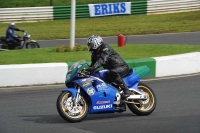 Mallory-park-Leicestershire;Mallory-park-photographs;Motorcycle-action-photographs;classic-bikes;event-digital-images;eventdigitalimages;mallory-park;no-limits-trackday;peter-wileman-photography;vintage-bikes;vintage-motorcycles;vmcc-festival-1000-bikes