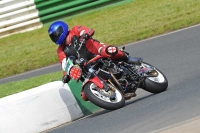 Mallory-park-Leicestershire;Mallory-park-photographs;Motorcycle-action-photographs;classic-bikes;event-digital-images;eventdigitalimages;mallory-park;no-limits-trackday;peter-wileman-photography;vintage-bikes;vintage-motorcycles;vmcc-festival-1000-bikes