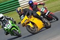 Mallory-park-Leicestershire;Mallory-park-photographs;Motorcycle-action-photographs;classic-bikes;event-digital-images;eventdigitalimages;mallory-park;no-limits-trackday;peter-wileman-photography;vintage-bikes;vintage-motorcycles;vmcc-festival-1000-bikes