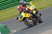 Mallory-park-Leicestershire;Mallory-park-photographs;Motorcycle-action-photographs;classic-bikes;event-digital-images;eventdigitalimages;mallory-park;no-limits-trackday;peter-wileman-photography;vintage-bikes;vintage-motorcycles;vmcc-festival-1000-bikes