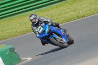 Mallory-park-Leicestershire;Mallory-park-photographs;Motorcycle-action-photographs;classic-bikes;event-digital-images;eventdigitalimages;mallory-park;no-limits-trackday;peter-wileman-photography;vintage-bikes;vintage-motorcycles;vmcc-festival-1000-bikes