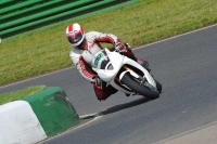 Mallory-park-Leicestershire;Mallory-park-photographs;Motorcycle-action-photographs;classic-bikes;event-digital-images;eventdigitalimages;mallory-park;no-limits-trackday;peter-wileman-photography;vintage-bikes;vintage-motorcycles;vmcc-festival-1000-bikes