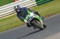 Mallory-park-Leicestershire;Mallory-park-photographs;Motorcycle-action-photographs;classic-bikes;event-digital-images;eventdigitalimages;mallory-park;no-limits-trackday;peter-wileman-photography;vintage-bikes;vintage-motorcycles;vmcc-festival-1000-bikes