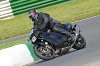 Mallory-park-Leicestershire;Mallory-park-photographs;Motorcycle-action-photographs;classic-bikes;event-digital-images;eventdigitalimages;mallory-park;no-limits-trackday;peter-wileman-photography;vintage-bikes;vintage-motorcycles;vmcc-festival-1000-bikes