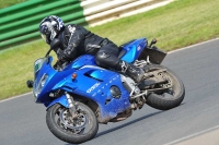 Mallory-park-Leicestershire;Mallory-park-photographs;Motorcycle-action-photographs;classic-bikes;event-digital-images;eventdigitalimages;mallory-park;no-limits-trackday;peter-wileman-photography;vintage-bikes;vintage-motorcycles;vmcc-festival-1000-bikes