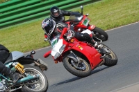Mallory-park-Leicestershire;Mallory-park-photographs;Motorcycle-action-photographs;classic-bikes;event-digital-images;eventdigitalimages;mallory-park;no-limits-trackday;peter-wileman-photography;vintage-bikes;vintage-motorcycles;vmcc-festival-1000-bikes