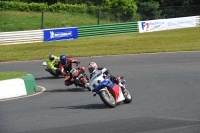 Mallory-park-Leicestershire;Mallory-park-photographs;Motorcycle-action-photographs;classic-bikes;event-digital-images;eventdigitalimages;mallory-park;no-limits-trackday;peter-wileman-photography;vintage-bikes;vintage-motorcycles;vmcc-festival-1000-bikes