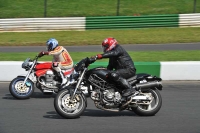 Mallory-park-Leicestershire;Mallory-park-photographs;Motorcycle-action-photographs;classic-bikes;event-digital-images;eventdigitalimages;mallory-park;no-limits-trackday;peter-wileman-photography;vintage-bikes;vintage-motorcycles;vmcc-festival-1000-bikes