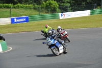 Mallory-park-Leicestershire;Mallory-park-photographs;Motorcycle-action-photographs;classic-bikes;event-digital-images;eventdigitalimages;mallory-park;no-limits-trackday;peter-wileman-photography;vintage-bikes;vintage-motorcycles;vmcc-festival-1000-bikes