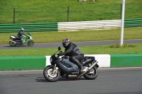 Mallory-park-Leicestershire;Mallory-park-photographs;Motorcycle-action-photographs;classic-bikes;event-digital-images;eventdigitalimages;mallory-park;no-limits-trackday;peter-wileman-photography;vintage-bikes;vintage-motorcycles;vmcc-festival-1000-bikes