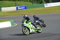 Mallory-park-Leicestershire;Mallory-park-photographs;Motorcycle-action-photographs;classic-bikes;event-digital-images;eventdigitalimages;mallory-park;no-limits-trackday;peter-wileman-photography;vintage-bikes;vintage-motorcycles;vmcc-festival-1000-bikes