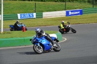 Mallory-park-Leicestershire;Mallory-park-photographs;Motorcycle-action-photographs;classic-bikes;event-digital-images;eventdigitalimages;mallory-park;no-limits-trackday;peter-wileman-photography;vintage-bikes;vintage-motorcycles;vmcc-festival-1000-bikes