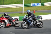 Mallory-park-Leicestershire;Mallory-park-photographs;Motorcycle-action-photographs;classic-bikes;event-digital-images;eventdigitalimages;mallory-park;no-limits-trackday;peter-wileman-photography;vintage-bikes;vintage-motorcycles;vmcc-festival-1000-bikes