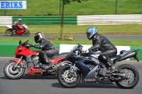 Mallory-park-Leicestershire;Mallory-park-photographs;Motorcycle-action-photographs;classic-bikes;event-digital-images;eventdigitalimages;mallory-park;no-limits-trackday;peter-wileman-photography;vintage-bikes;vintage-motorcycles;vmcc-festival-1000-bikes