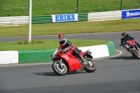 Mallory-park-Leicestershire;Mallory-park-photographs;Motorcycle-action-photographs;classic-bikes;event-digital-images;eventdigitalimages;mallory-park;no-limits-trackday;peter-wileman-photography;vintage-bikes;vintage-motorcycles;vmcc-festival-1000-bikes