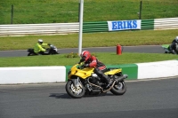 Mallory-park-Leicestershire;Mallory-park-photographs;Motorcycle-action-photographs;classic-bikes;event-digital-images;eventdigitalimages;mallory-park;no-limits-trackday;peter-wileman-photography;vintage-bikes;vintage-motorcycles;vmcc-festival-1000-bikes