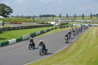 Mallory-park-Leicestershire;Mallory-park-photographs;Motorcycle-action-photographs;classic-bikes;event-digital-images;eventdigitalimages;mallory-park;no-limits-trackday;peter-wileman-photography;vintage-bikes;vintage-motorcycles;vmcc-festival-1000-bikes