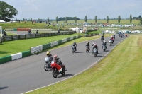 Mallory-park-Leicestershire;Mallory-park-photographs;Motorcycle-action-photographs;classic-bikes;event-digital-images;eventdigitalimages;mallory-park;no-limits-trackday;peter-wileman-photography;vintage-bikes;vintage-motorcycles;vmcc-festival-1000-bikes